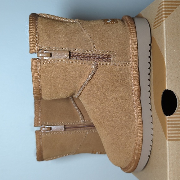 Koolaburra by Ugg Victoria Mini Girls Suede Boots Faux Fur Lined Toddler Size 7 - Picture 7 of 8